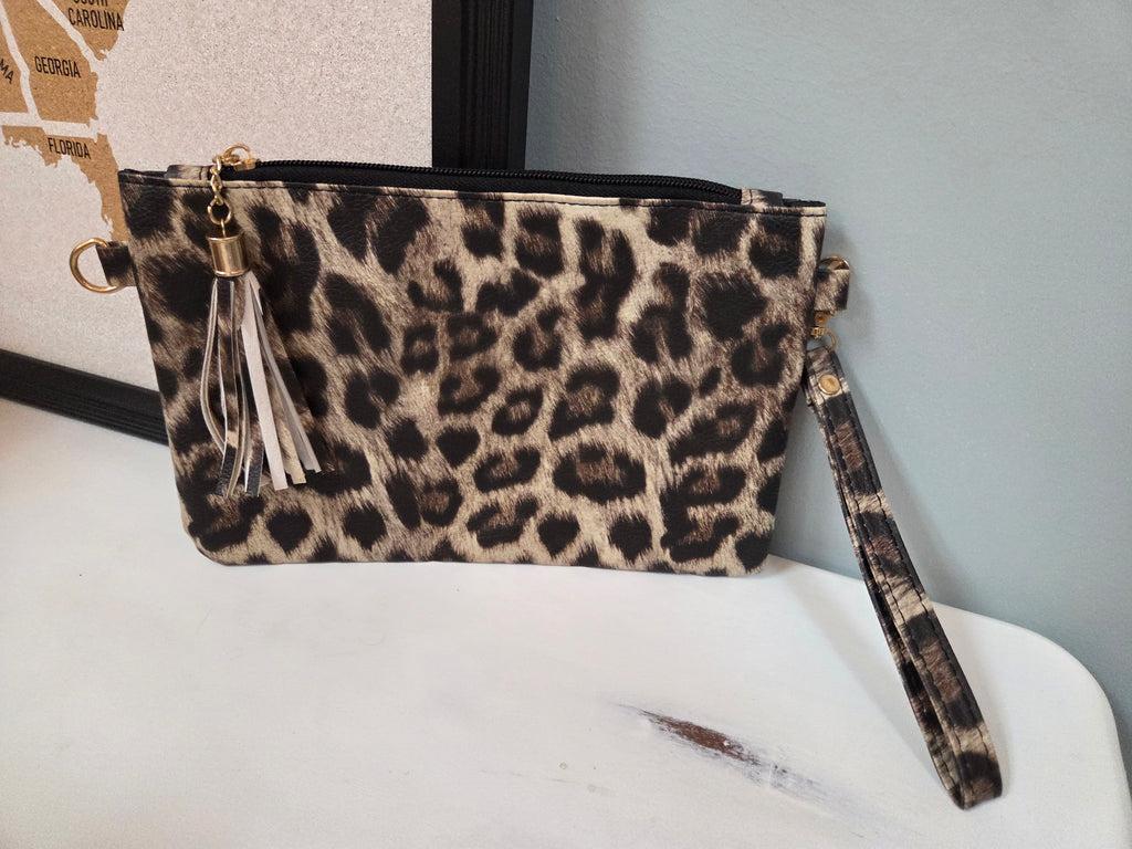 Small Patterned Wristlets
